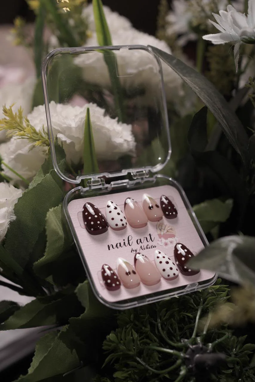 Hand sculpted nail art